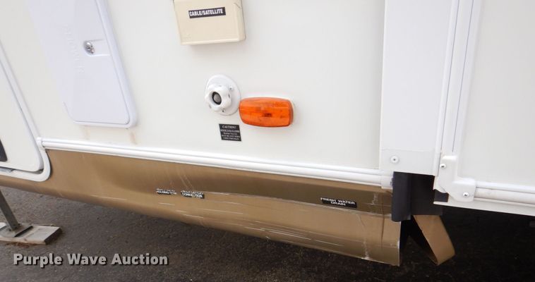 image for item MF9096 2013 Forest River Rockwood Lite  camper