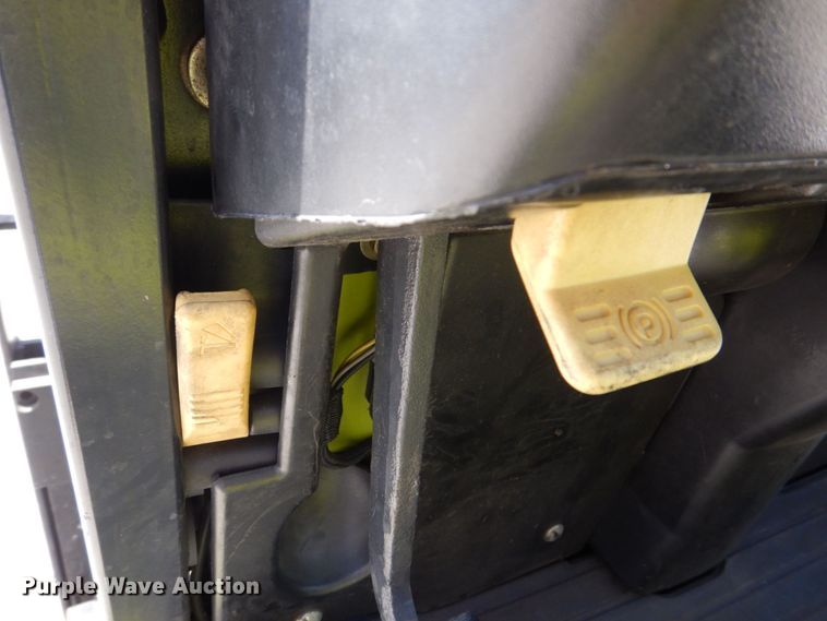 image for item MF9115 Clark CGC550  forklift