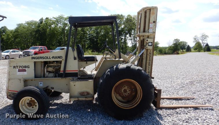 image for item MF9116 Ingersoll Rand RT708G  forklift