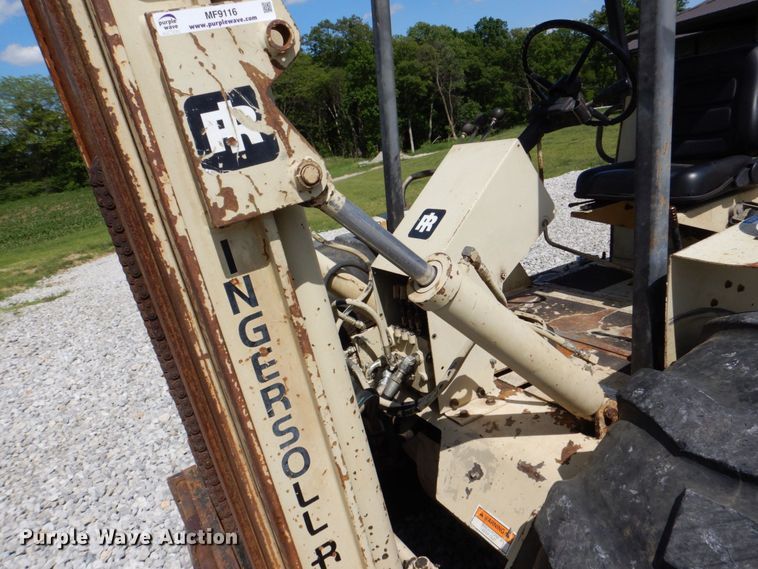 image for item MF9116 Ingersoll Rand RT708G  forklift