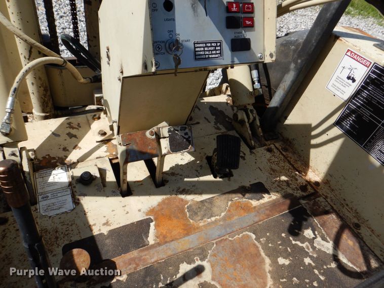 image for item MF9116 Ingersoll Rand RT708G  forklift