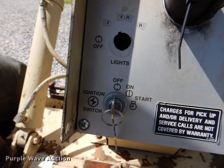 image for item MF9116 Ingersoll Rand RT708G  forklift