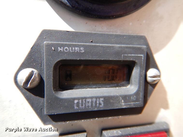 image for item MF9116 Ingersoll Rand RT708G  forklift