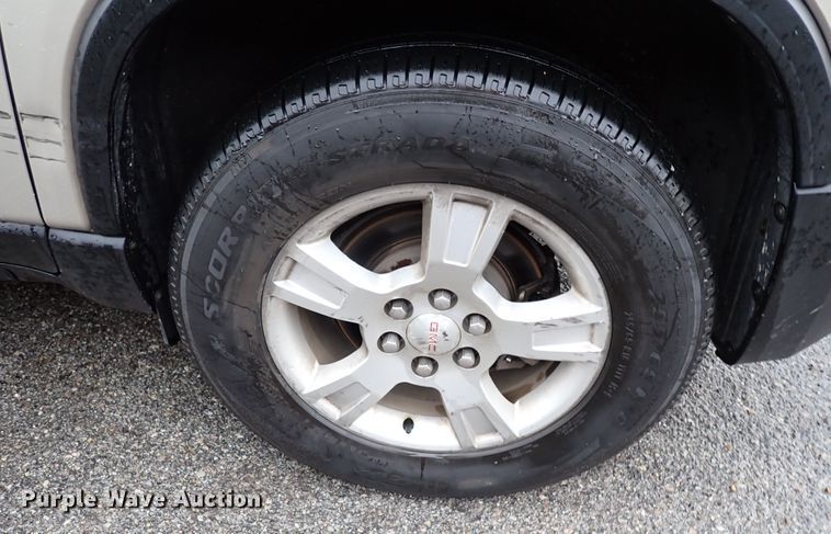 image for item MF9517 2011 GMC Acadia  SUV