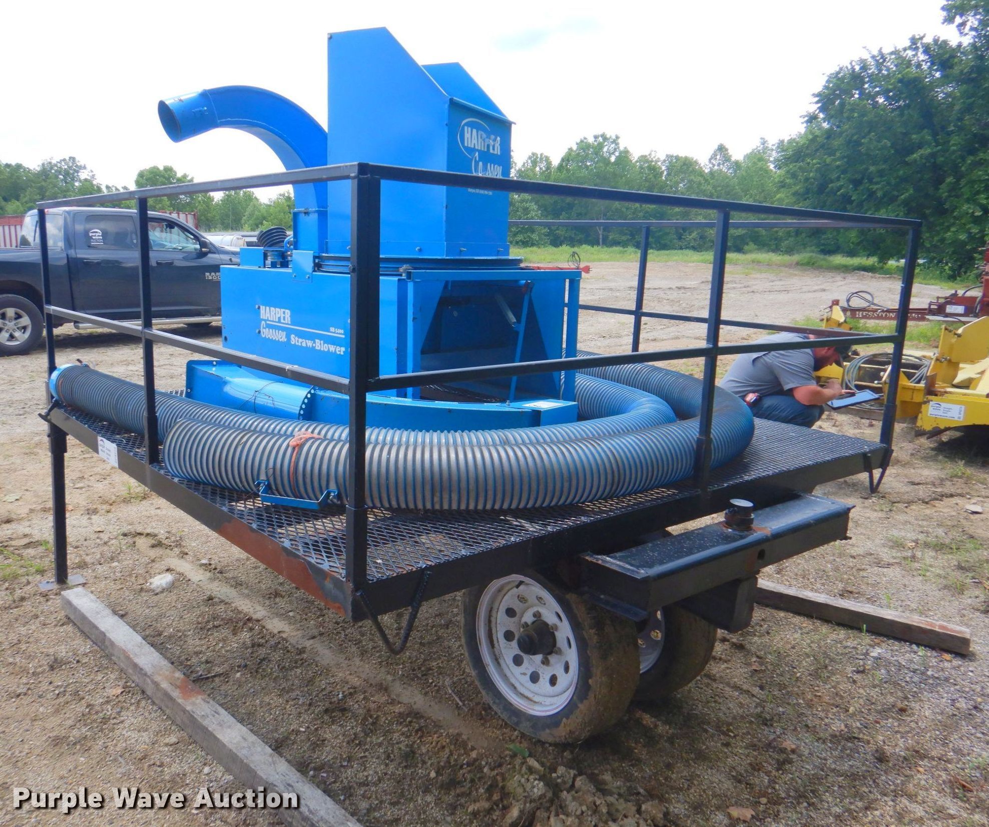 Harper SB5400 straw blower in Bucyrus, KS Item DP4275 sold Purple Wave