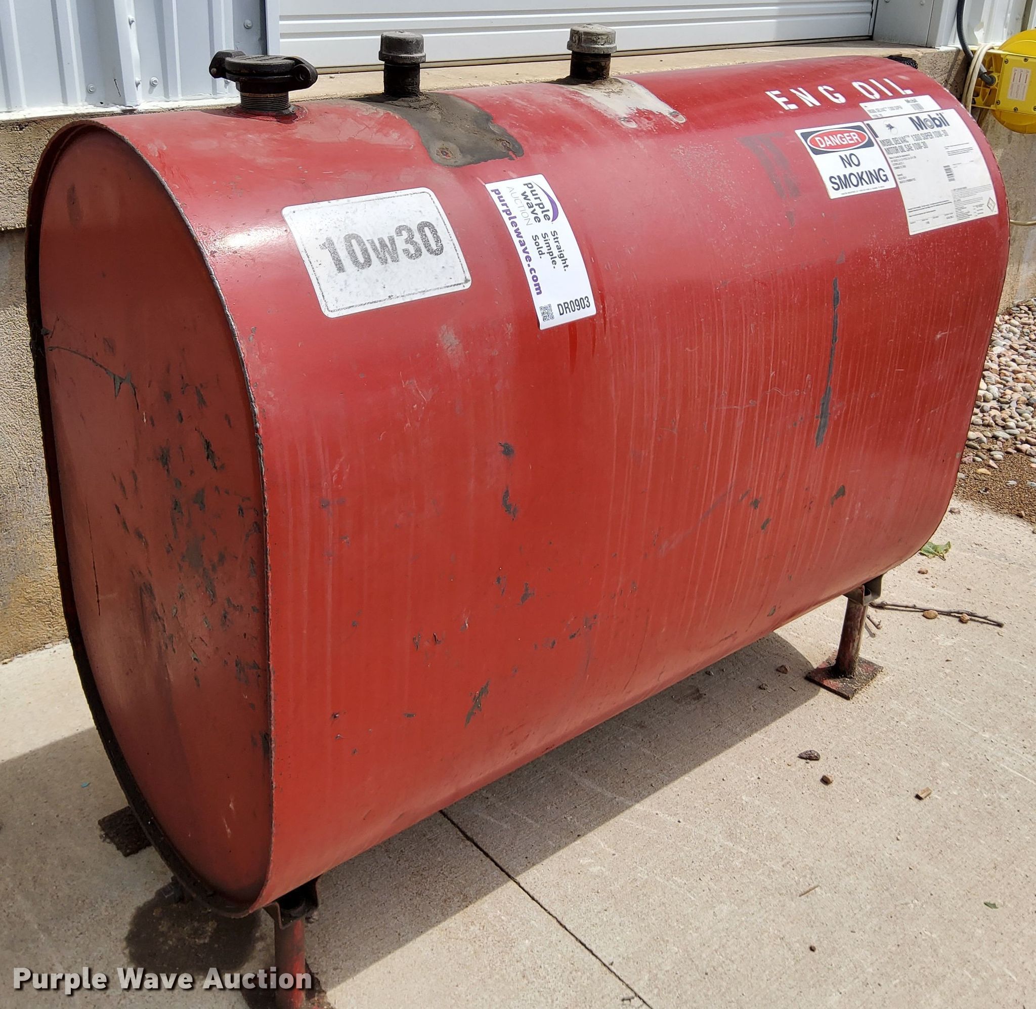 Engine oil tank in Manhattan, KS Item DR0903 sold Purple Wave
