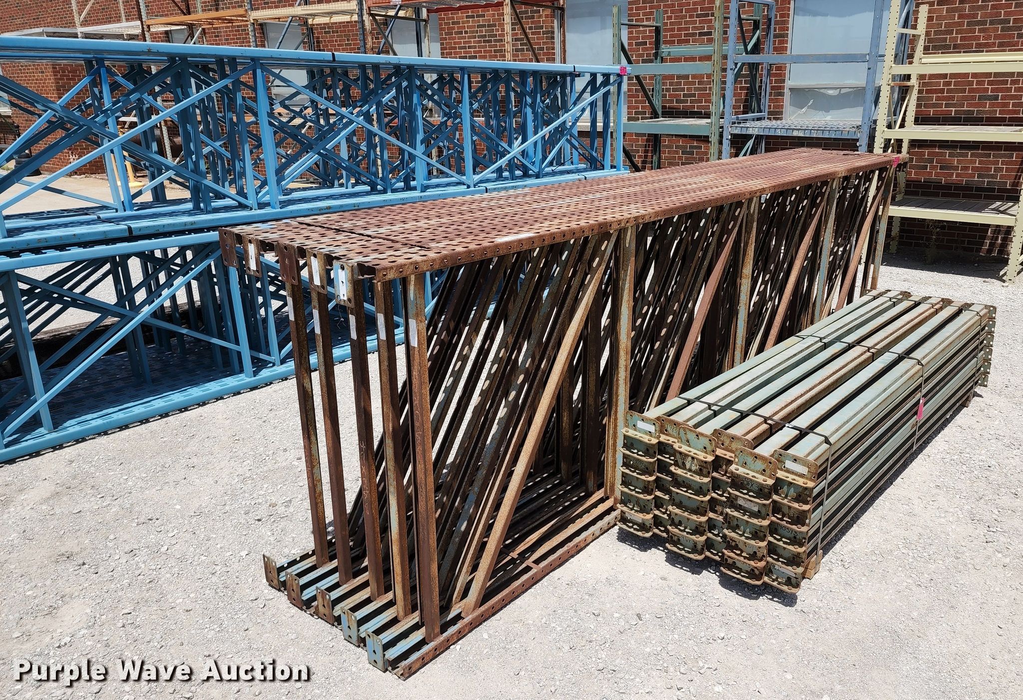 Pallet racking in Kansas City, MO Item JA9844 sold Purple Wave