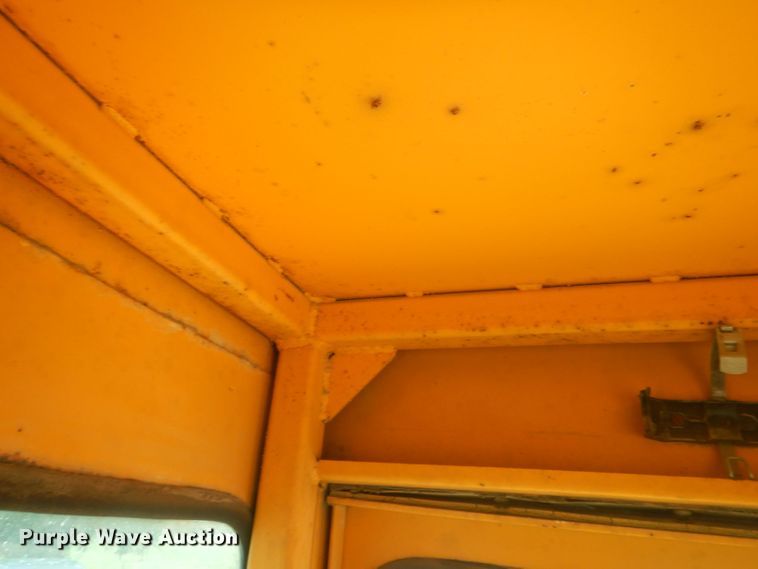 image for item DJ1328 1975 Fiat-Allis 65  rigid frame motor grader