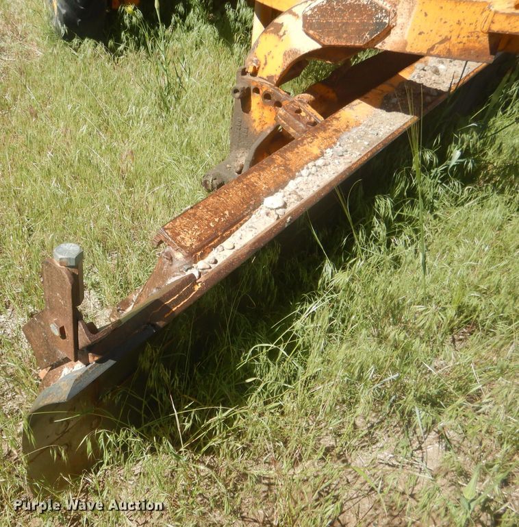 image for item DJ1328 1975 Fiat-Allis 65  rigid frame motor grader