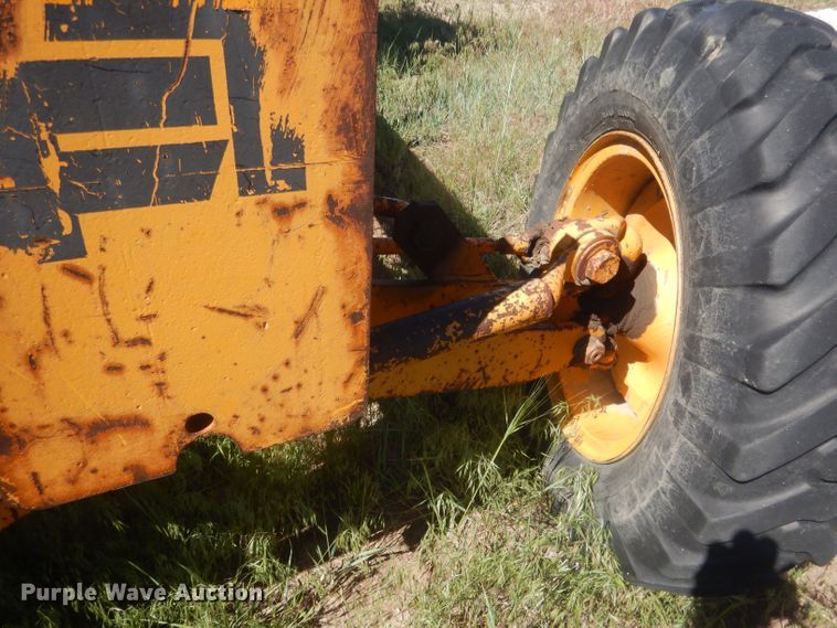 image for item DJ1328 1975 Fiat-Allis 65  rigid frame motor grader