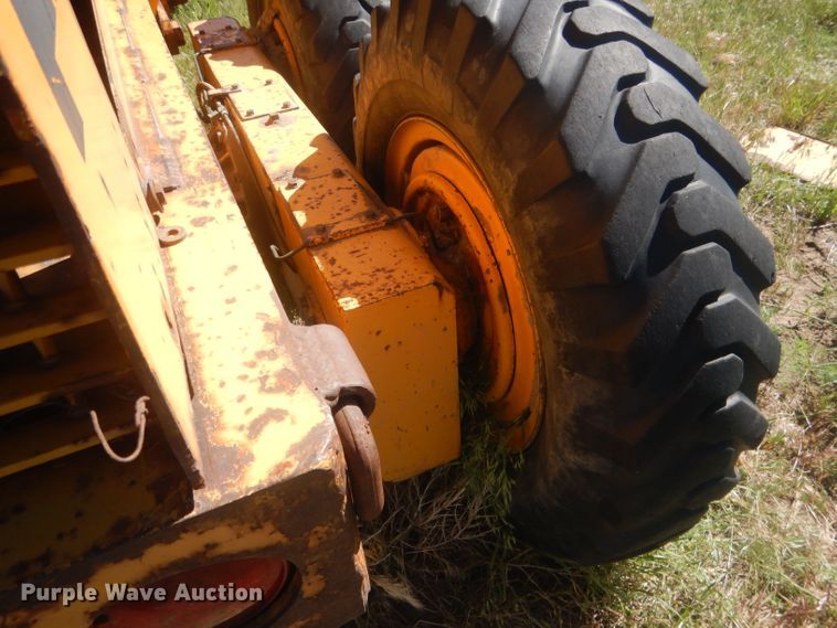 image for item DJ1328 1975 Fiat-Allis 65  rigid frame motor grader