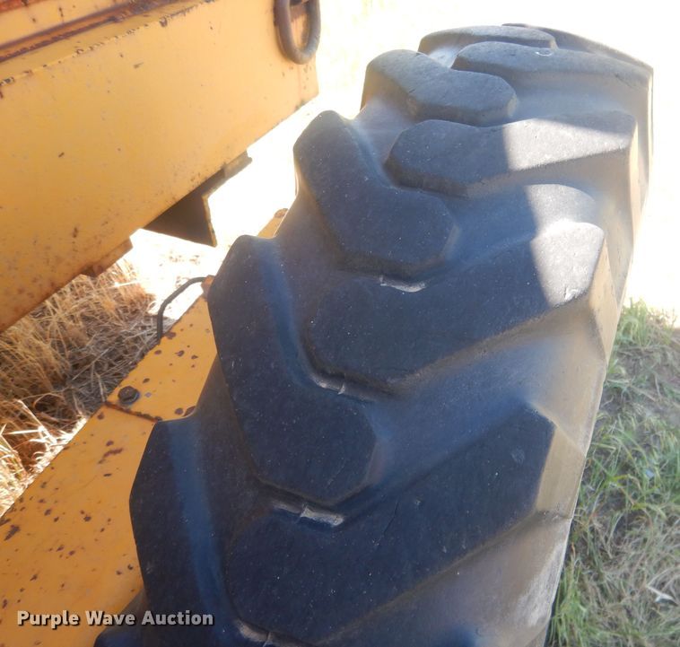 image for item DJ1328 1975 Fiat-Allis 65  rigid frame motor grader