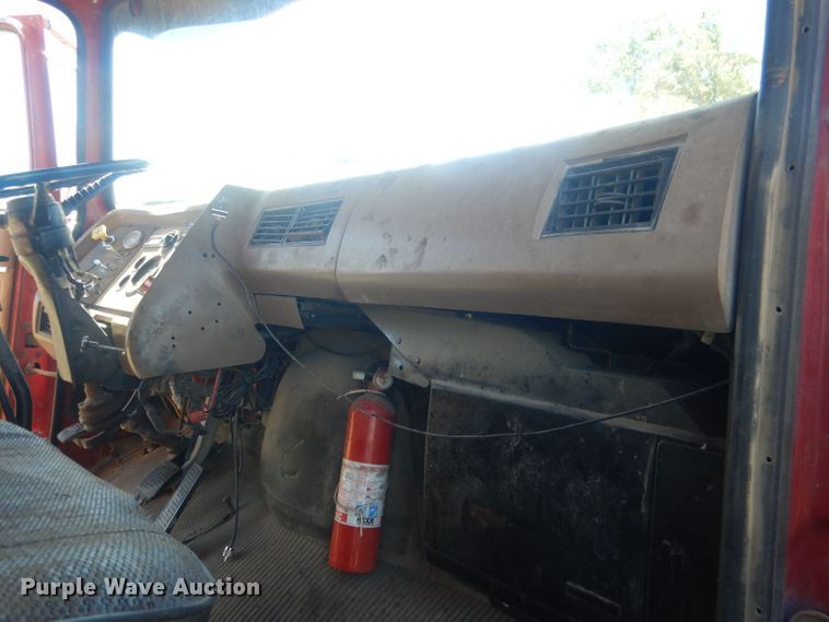 image for item DJ1329 1988 Ford LTS8000  dump truck