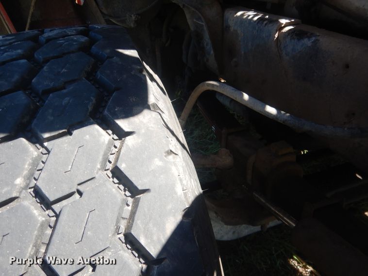 image for item DJ1329 1988 Ford LTS8000  dump truck