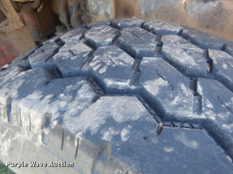 image for item DJ1329 1988 Ford LTS8000  dump truck