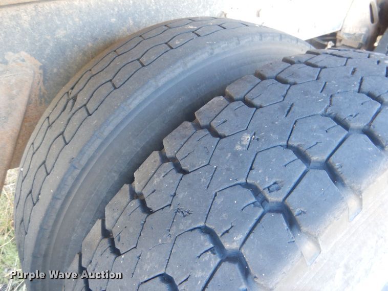 image for item DJ1329 1988 Ford LTS8000  dump truck