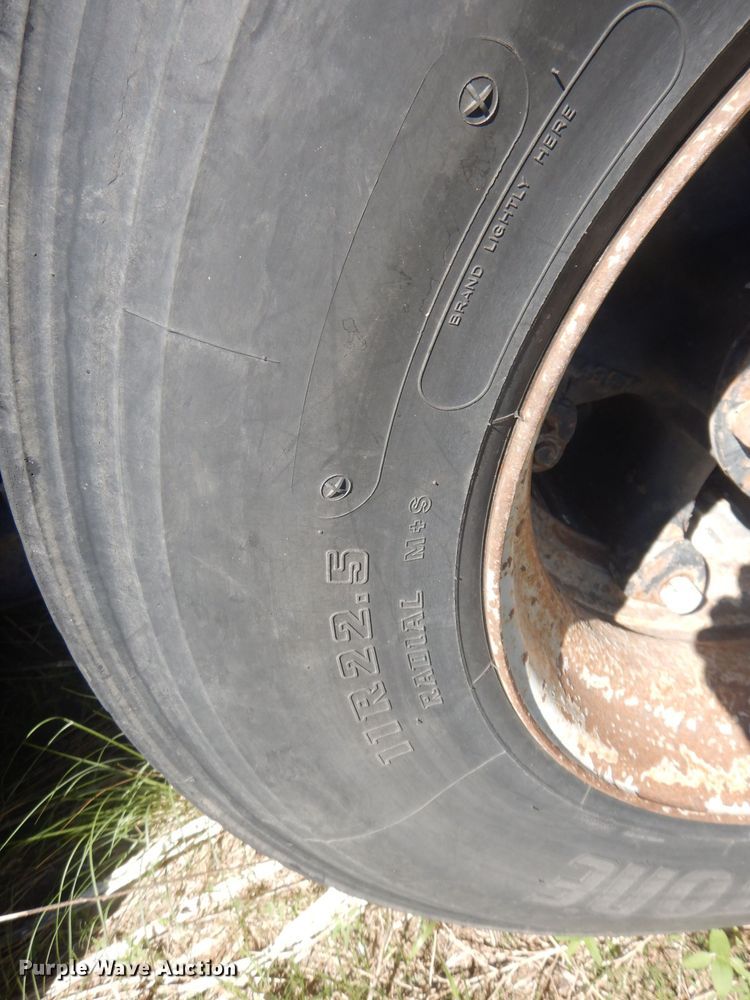 image for item DJ1329 1988 Ford LTS8000  dump truck