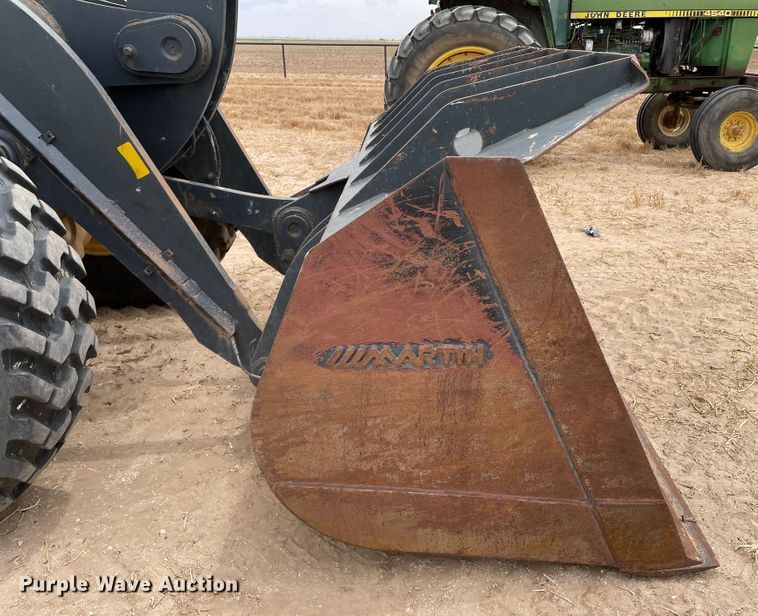 image for item DJ5132 2014 John Deere 624K  wheel loader