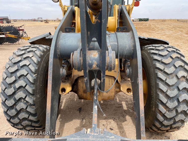 image for item DJ5132 2014 John Deere 624K  wheel loader