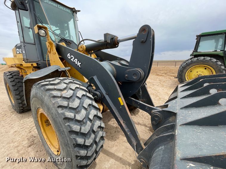 image for item DJ5132 2014 John Deere 624K  wheel loader