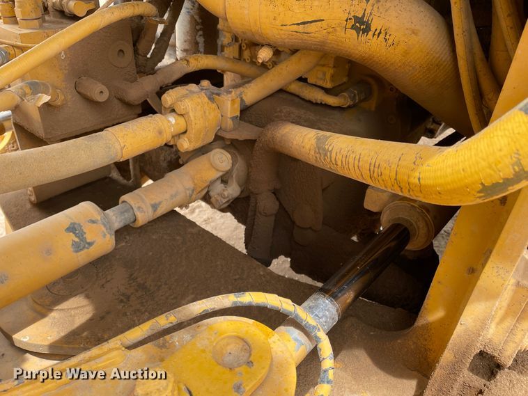 image for item DJ5132 2014 John Deere 624K  wheel loader