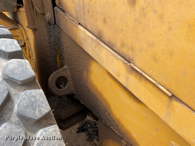 image for item DJ5132 2014 John Deere 624K  wheel loader