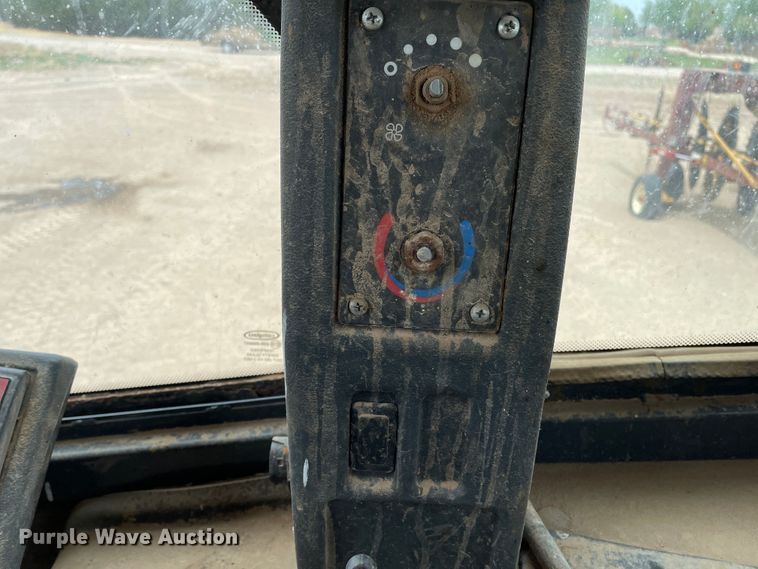 image for item DJ5132 2014 John Deere 624K  wheel loader