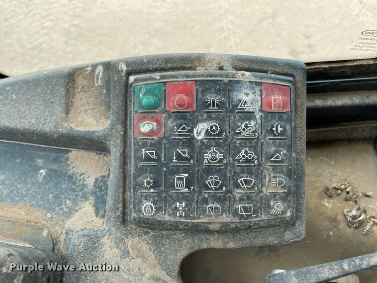 image for item DJ5132 2014 John Deere 624K  wheel loader