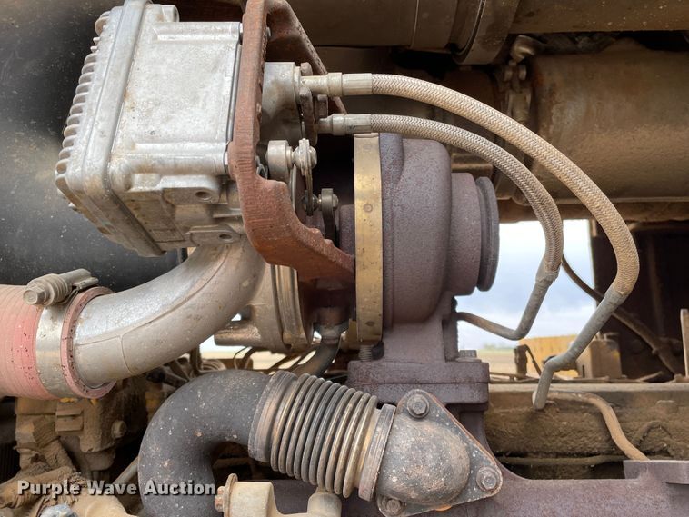 image for item DJ5132 2014 John Deere 624K  wheel loader