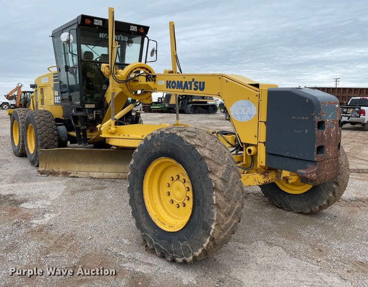 image for item DJ5199 2008 Komatsu GD655-3E0  motor grader