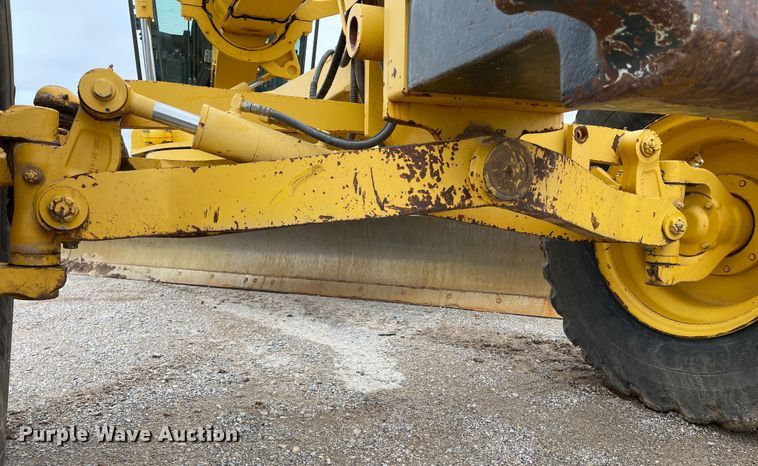 image for item DJ5199 2008 Komatsu GD655-3E0  motor grader