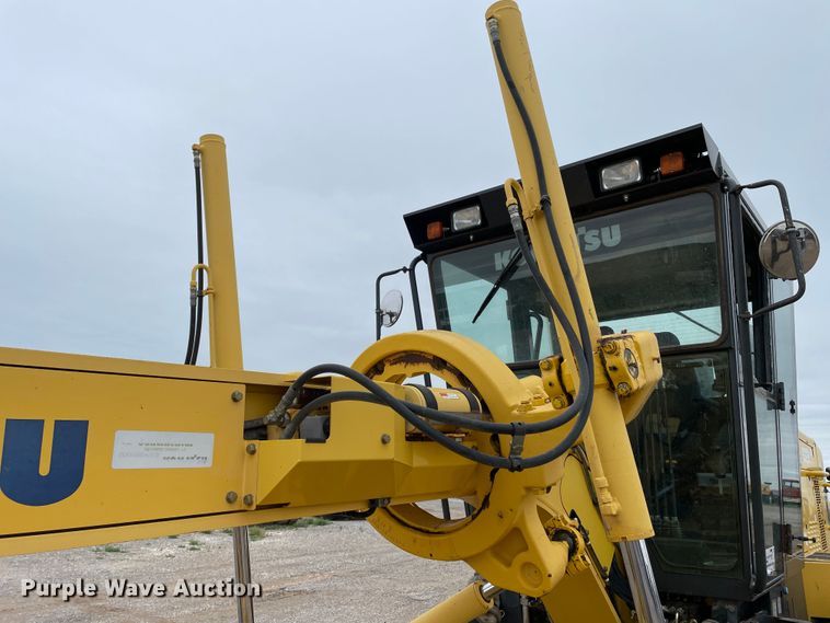 image for item DJ5199 2008 Komatsu GD655-3E0  motor grader