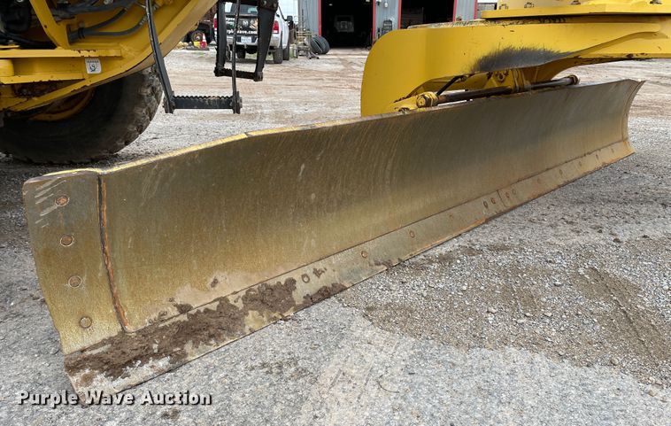 image for item DJ5199 2008 Komatsu GD655-3E0  motor grader