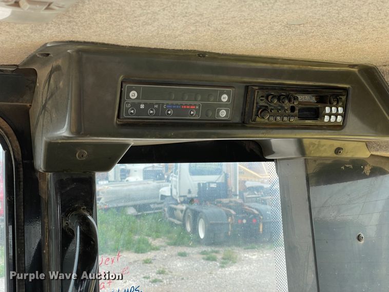 image for item DJ5199 2008 Komatsu GD655-3E0  motor grader