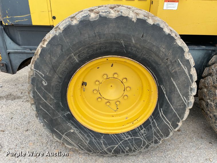 image for item DJ5199 2008 Komatsu GD655-3E0  motor grader