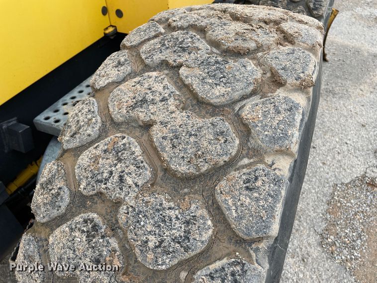 image for item DJ5199 2008 Komatsu GD655-3E0  motor grader