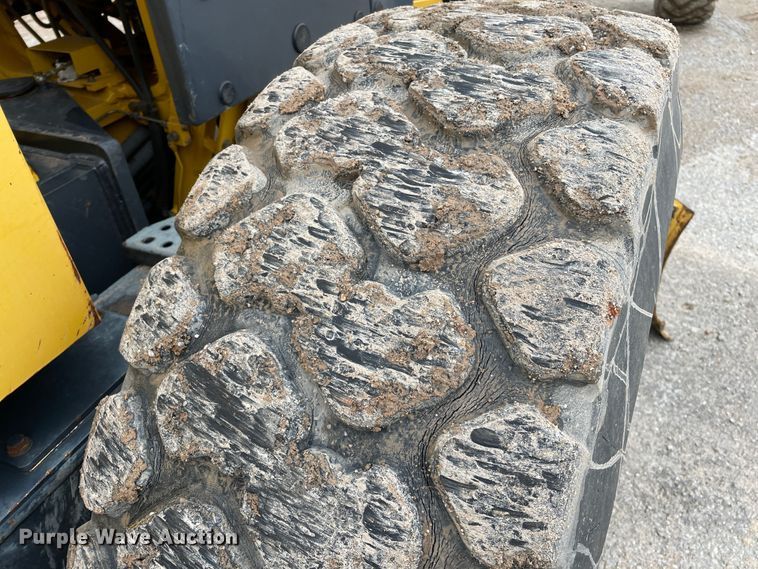 image for item DJ5199 2008 Komatsu GD655-3E0  motor grader