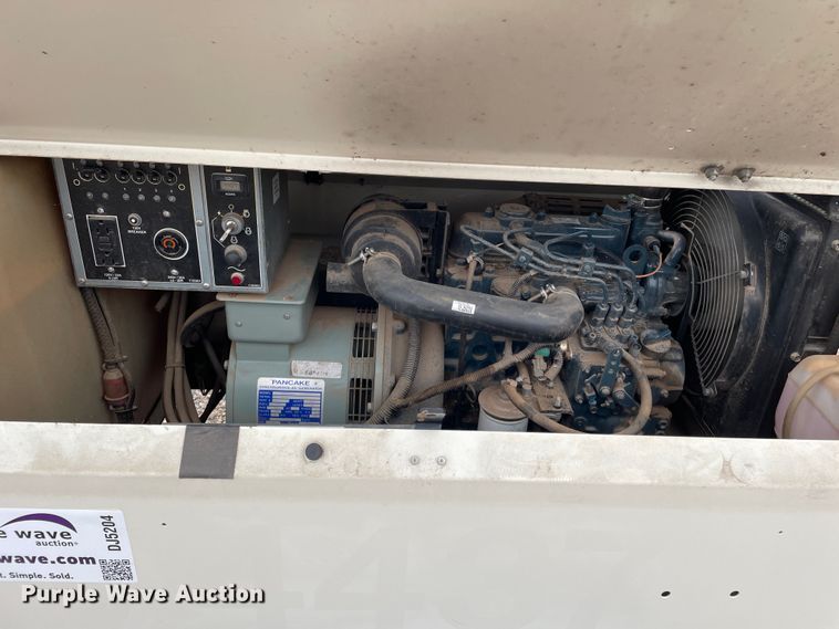 image for item DJ5204 2014 Terex RL4  light plant