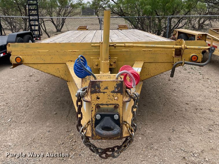 image for item DJ5205 2006 Belshe DT256  equipment trailer