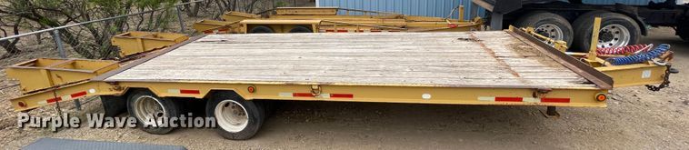 image for item DJ5205 2006 Belshe DT256  equipment trailer