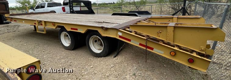 image for item DJ5205 2006 Belshe DT256  equipment trailer