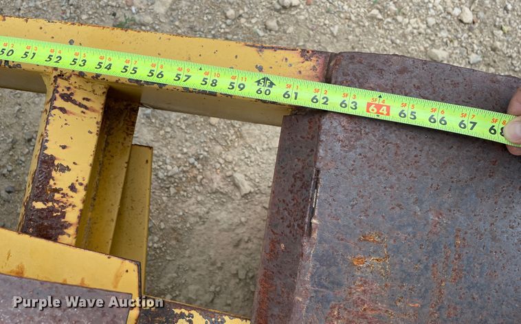 image for item DJ5205 2006 Belshe DT256  equipment trailer