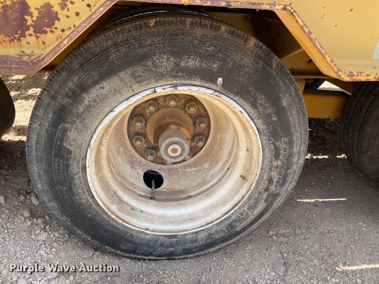 image for item DJ5205 2006 Belshe DT256  equipment trailer