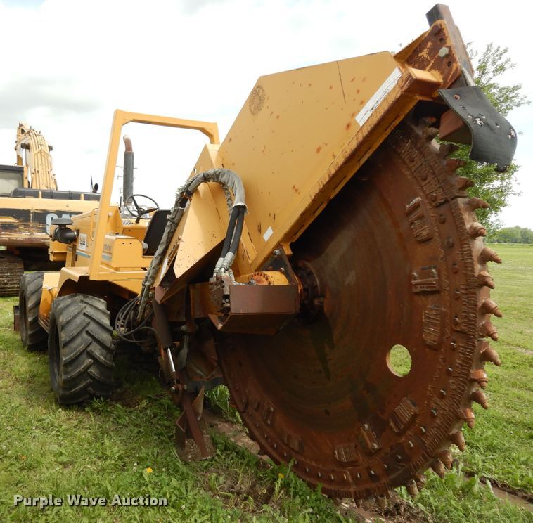 image for item DJ6115 1998 Vermeer V8550A  rock saw