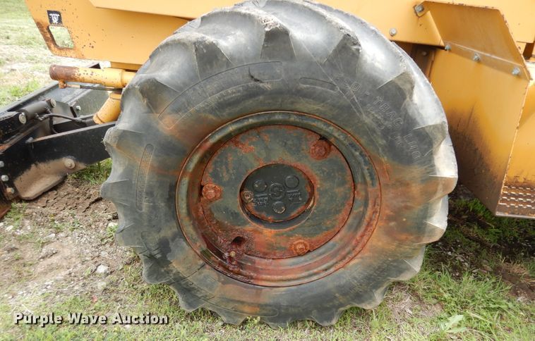 image for item DJ6115 1998 Vermeer V8550A  rock saw