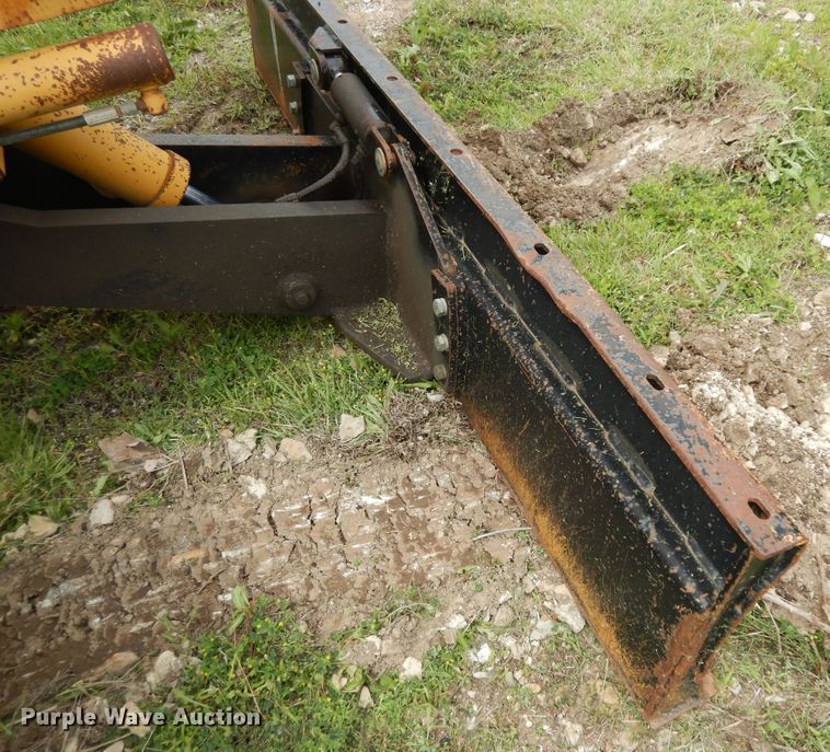 image for item DJ6115 1998 Vermeer V8550A  rock saw