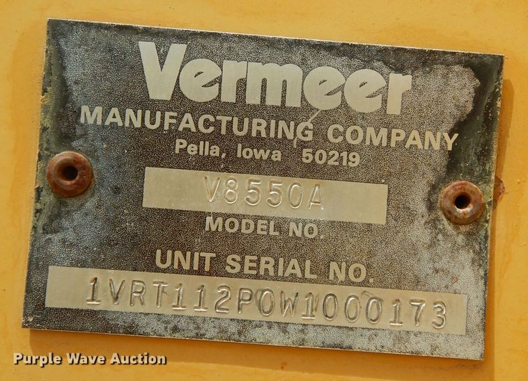 image for item DJ6115 1998 Vermeer V8550A  rock saw