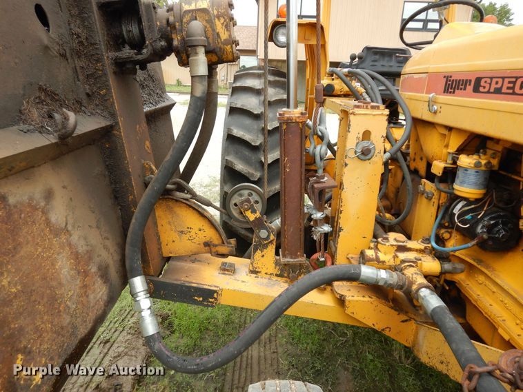 image for item DJ6117 Ford Tiger Special 5600  tractor