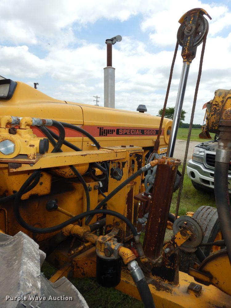 image for item DJ6117 Ford Tiger Special 5600  tractor