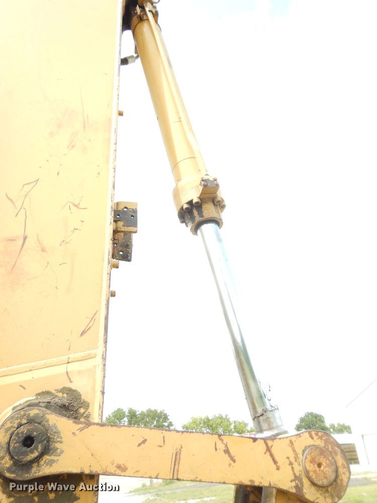 image for item DJ6118 1997 Caterpillar 325BL  excavator